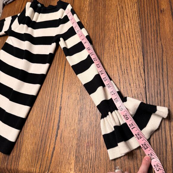 Lauren Ralph Striped Sweater M Black White Bell Sleeve Knit Pullover Preppy - Picture 8 of 9